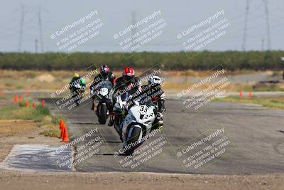 media/Aug-13-2023-CRA (Sun) [[1cfc37a6fb]]/Race 6 1000 Supersport/Race/